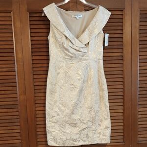 NWT Evan Picone Cream Floral Dress